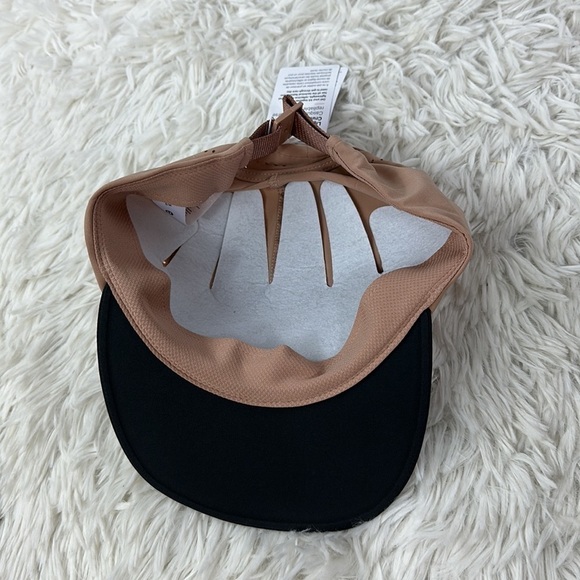 NWT Lululemon Lightweight Crushable Running Hat Graphite/Pink Clay/Seal Grey